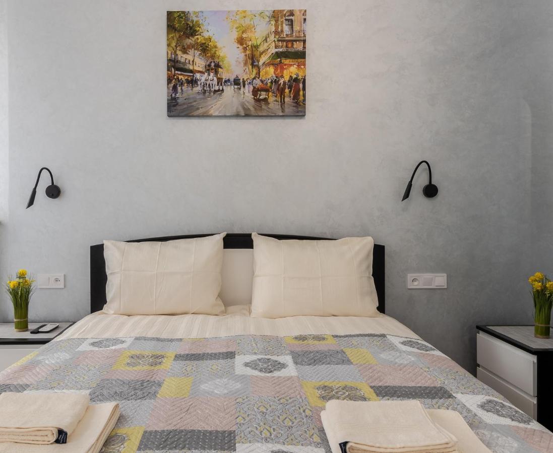 Golden Violin ! Apartments Lviv S Екстер'єр фото