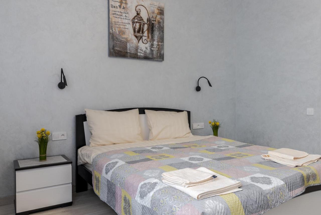 Golden Violin ! Apartments Lviv S Екстер'єр фото